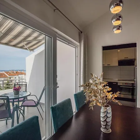 Apartman Andy זאדאר